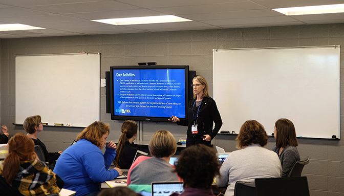 ELPA's Lisa Dorner speaks at the Conference on Collaboration and Co-Teaching for English Learners at the University of Missouri-St. Louis in October. Photo credit: David Morrison, UMSL
