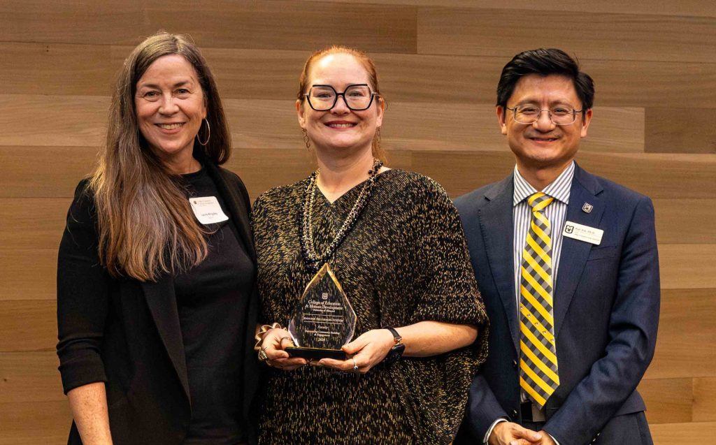 Laurie Kingsley, Jennifer Fellabaum-Toston, Kui Xie