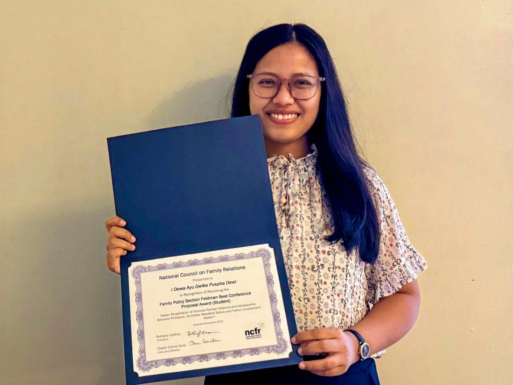 I Dewa Ayu Dwika Puspita Dewi received the Family Policy Section Feldman Best Conference Proposal Award